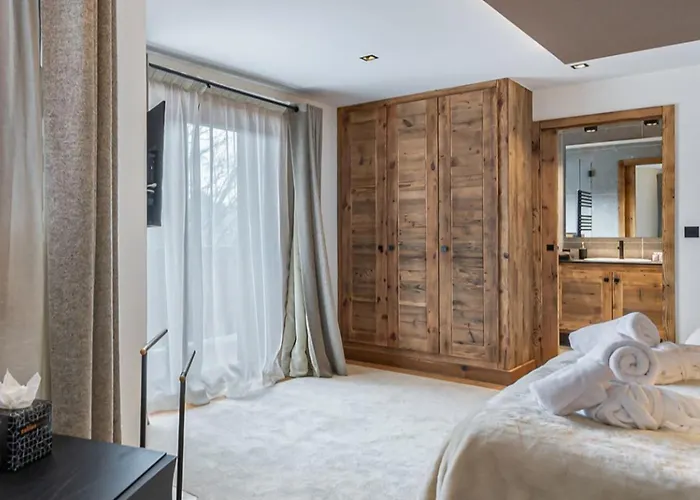 D'exception 10 Pers, Spa, Piscine, Wifi, 1550 - Fr-1-575-193 شاليه *